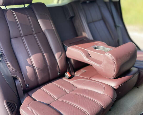 Ленд Ровер Рендж Ровер 2014 в Киеве на Automoto.ua Белый Ленд Ровер Рендж Ровер, объемом двигателя 5 л и пробегом 149 тыс. км за 45000 $, фото 41 на Automoto.ua