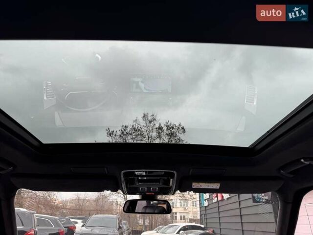 Білий Ленд Ровер Рендж Ровер, об'ємом двигуна 4.4 л та пробігом 141 тис. км за 44900 $, фото 18 на Automoto.ua