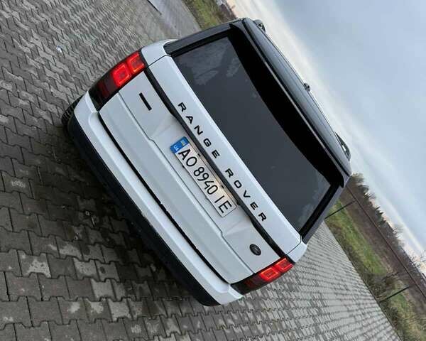 Белый Ленд Ровер Рендж Ровер, объемом двигателя 2.99 л и пробегом 150 тыс. км за 38000 $, фото 4 на Automoto.ua