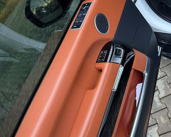 Белый Ленд Ровер Рендж Ровер, объемом двигателя 3 л и пробегом 150 тыс. км за 39999 $, фото 23 на Automoto.ua