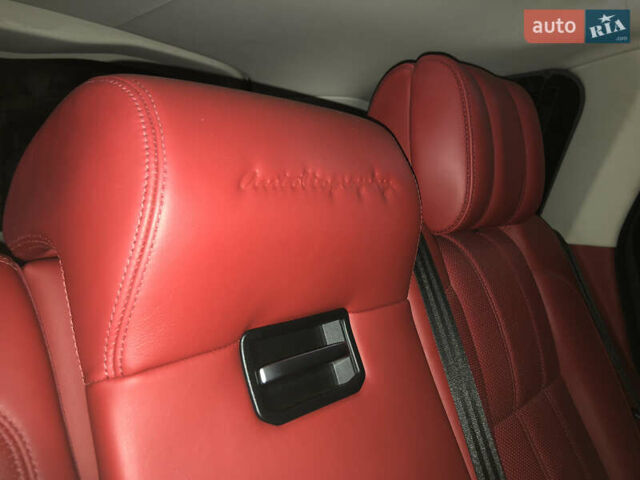 Белый Ленд Ровер Рендж Ровер, объемом двигателя 5 л и пробегом 80 тыс. км за 46000 $, фото 5 на Automoto.ua