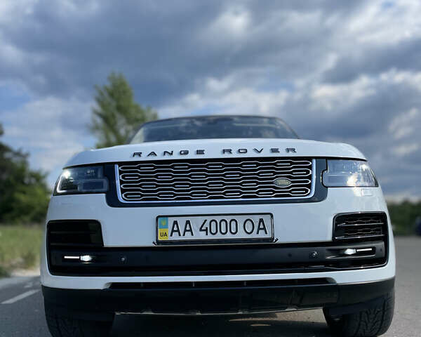 Ленд Ровер Рендж Ровер 2014 в Киеве на Automoto.ua Белый Ленд Ровер Рендж Ровер, объемом двигателя 5 л и пробегом 149 тыс. км за 45000 $, фото 6 на Automoto.ua