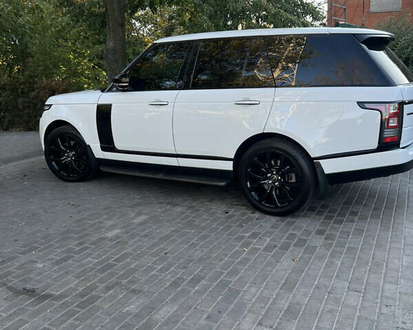 Белый Ленд Ровер Рендж Ровер, объемом двигателя 2.99 л и пробегом 195 тыс. км за 31200 $, фото 17 на Automoto.ua