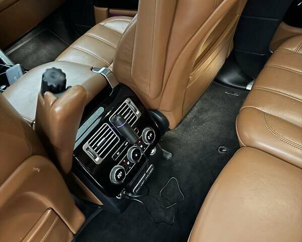 Белый Ленд Ровер Рендж Ровер, объемом двигателя 2.99 л и пробегом 150 тыс. км за 38000 $, фото 15 на Automoto.ua