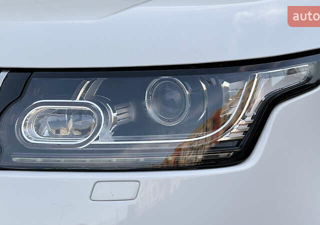 Белый Ленд Ровер Рендж Ровер, объемом двигателя 5 л и пробегом 142 тыс. км за 33000 $, фото 22 на Automoto.ua