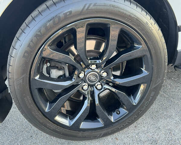 Белый Ленд Ровер Рендж Ровер, объемом двигателя 2.99 л и пробегом 195 тыс. км за 31200 $, фото 13 на Automoto.ua