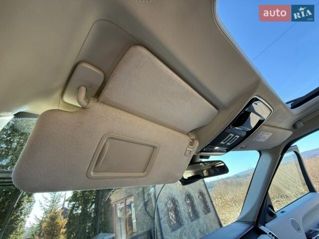 Белый Ленд Ровер Рендж Ровер, объемом двигателя 4.37 л и пробегом 278 тыс. км за 32999 $, фото 54 на Automoto.ua