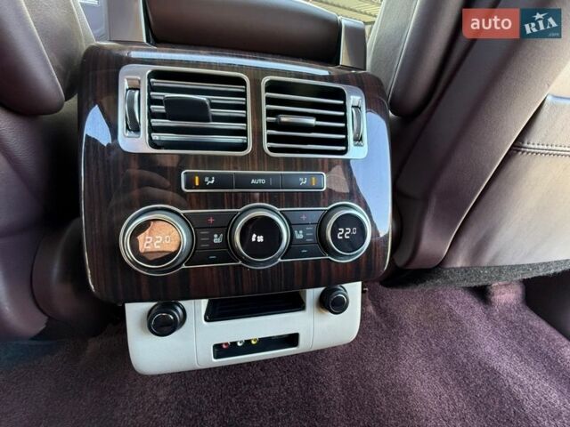 Белый Ленд Ровер Рендж Ровер, объемом двигателя 4.37 л и пробегом 278 тыс. км за 32999 $, фото 71 на Automoto.ua