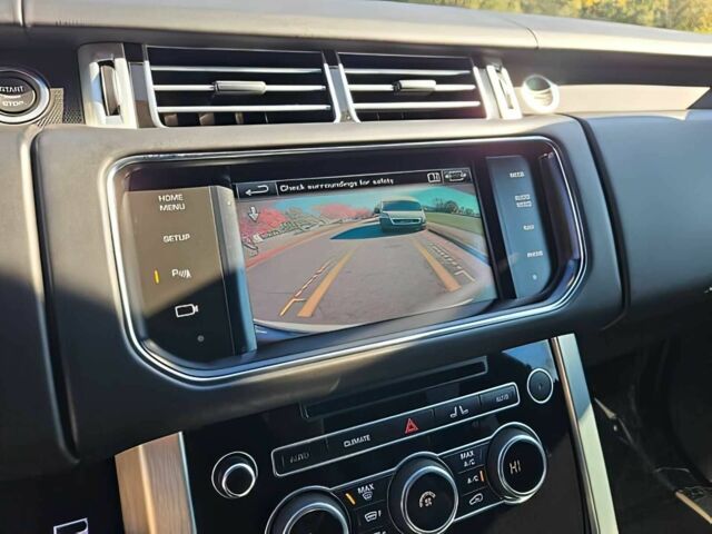 Білий Ленд Ровер Рендж Ровер, об'ємом двигуна 5 л та пробігом 86 тис. км за 18000 $, фото 10 на Automoto.ua