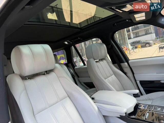 Белый Ленд Ровер Рендж Ровер, объемом двигателя 3 л и пробегом 201 тыс. км за 24400 $, фото 31 на Automoto.ua