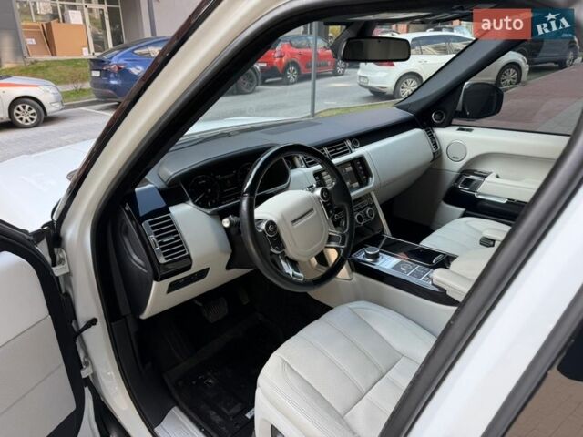 Белый Ленд Ровер Рендж Ровер, объемом двигателя 3 л и пробегом 201 тыс. км за 24400 $, фото 19 на Automoto.ua