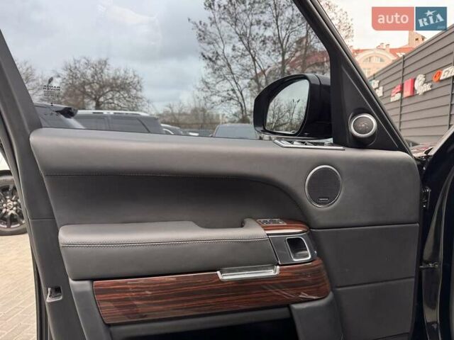 Білий Ленд Ровер Рендж Ровер, об'ємом двигуна 4.4 л та пробігом 141 тис. км за 44900 $, фото 11 на Automoto.ua