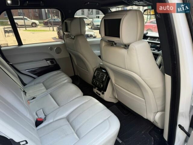 Белый Ленд Ровер Рендж Ровер, объемом двигателя 3 л и пробегом 201 тыс. км за 24400 $, фото 28 на Automoto.ua