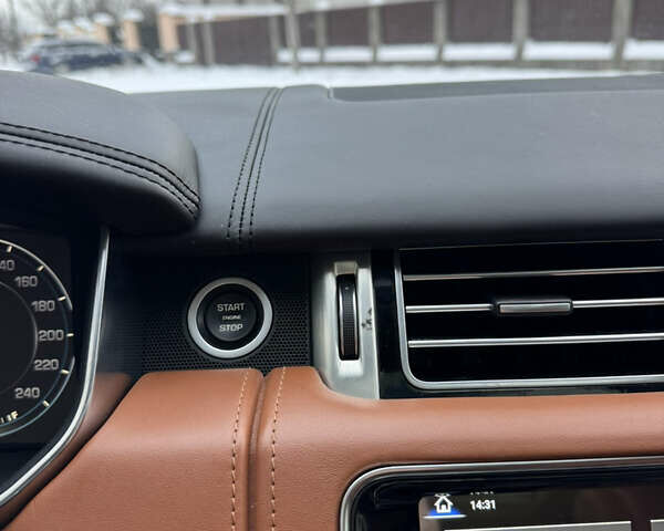 Білий Ленд Ровер Рендж Ровер, об'ємом двигуна 2.99 л та пробігом 155 тис. км за 30500 $, фото 53 на Automoto.ua