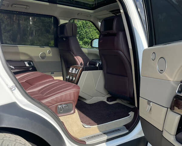 Ленд Ровер Рендж Ровер 2014 в Киеве на Automoto.ua Белый Ленд Ровер Рендж Ровер, объемом двигателя 5 л и пробегом 149 тыс. км за 45000 $, фото 35 на Automoto.ua