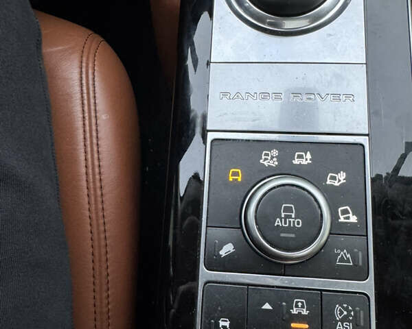 Білий Ленд Ровер Рендж Ровер, об'ємом двигуна 2.99 л та пробігом 155 тис. км за 30500 $, фото 50 на Automoto.ua