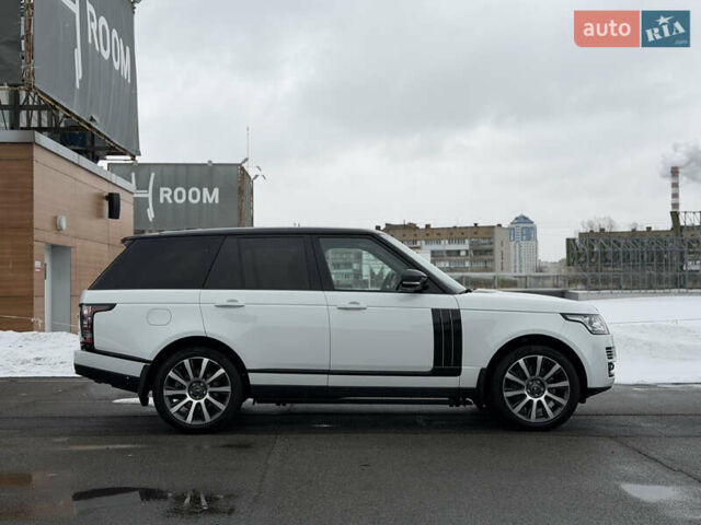 Білий Ленд Ровер Рендж Ровер, об'ємом двигуна 4.37 л та пробігом 64 тис. км за 50000 $, фото 3 на Automoto.ua