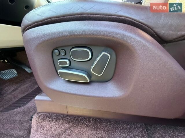 Білий Ленд Ровер Рендж Ровер, об'ємом двигуна 4.4 л та пробігом 278 тис. км за 32999 $, фото 40 на Automoto.ua