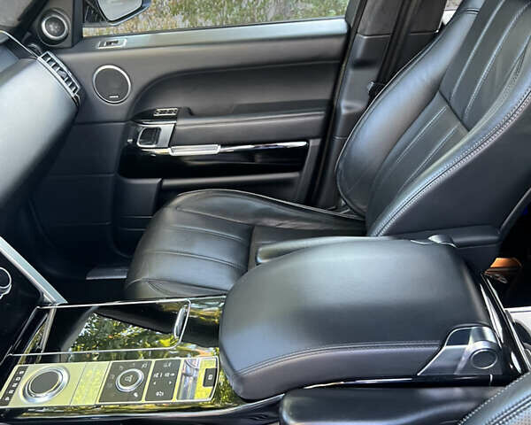 Белый Ленд Ровер Рендж Ровер, объемом двигателя 2.99 л и пробегом 195 тыс. км за 31200 $, фото 47 на Automoto.ua