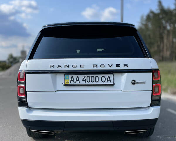 Ленд Ровер Рендж Ровер 2014 в Киеве на Automoto.ua Белый Ленд Ровер Рендж Ровер, объемом двигателя 5 л и пробегом 149 тыс. км за 45000 $, фото 4 на Automoto.ua