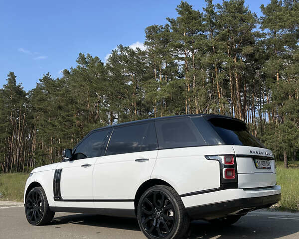 Ленд Ровер Рендж Ровер 2014 в Киеве на Automoto.ua Белый Ленд Ровер Рендж Ровер, объемом двигателя 5 л и пробегом 149 тыс. км за 45000 $, фото 2 на Automoto.ua