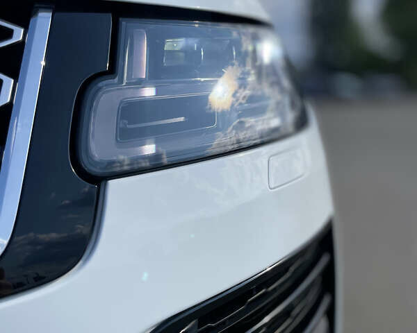 Ленд Ровер Рендж Ровер 2014 в Киеве на Automoto.ua Белый Ленд Ровер Рендж Ровер, объемом двигателя 5 л и пробегом 149 тыс. км за 45000 $, фото 10 на Automoto.ua