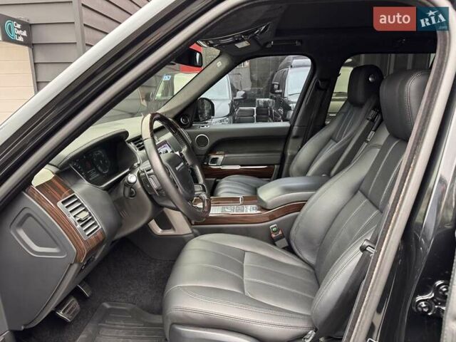 Білий Ленд Ровер Рендж Ровер, об'ємом двигуна 4.4 л та пробігом 141 тис. км за 44900 $, фото 9 на Automoto.ua