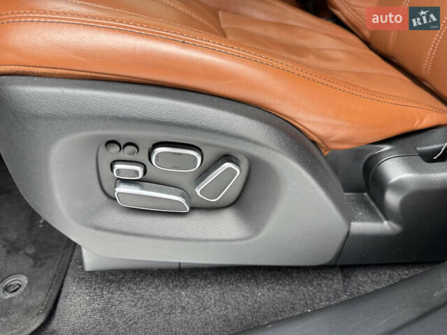 Білий Ленд Ровер Рендж Ровер, об'ємом двигуна 2.99 л та пробігом 155 тис. км за 30500 $, фото 39 на Automoto.ua