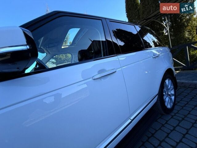 Білий Ленд Ровер Рендж Ровер, об'ємом двигуна 4.4 л та пробігом 278 тис. км за 32999 $, фото 16 на Automoto.ua