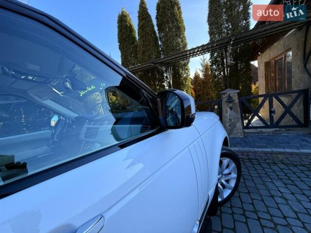 Білий Ленд Ровер Рендж Ровер, об'ємом двигуна 4.4 л та пробігом 278 тис. км за 32999 $, фото 23 на Automoto.ua