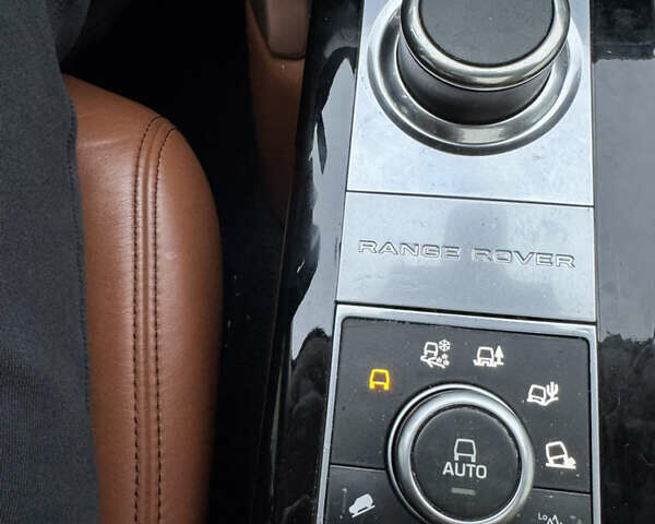 Білий Ленд Ровер Рендж Ровер, об'ємом двигуна 2.99 л та пробігом 155 тис. км за 30500 $, фото 51 на Automoto.ua