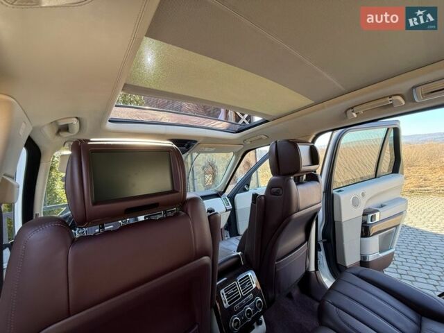 Білий Ленд Ровер Рендж Ровер, об'ємом двигуна 4.4 л та пробігом 278 тис. км за 32999 $, фото 45 на Automoto.ua