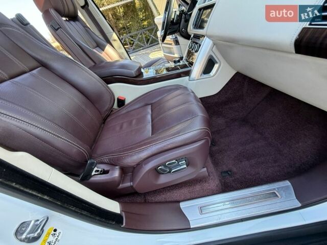 Білий Ленд Ровер Рендж Ровер, об'ємом двигуна 4.4 л та пробігом 278 тис. км за 32999 $, фото 89 на Automoto.ua