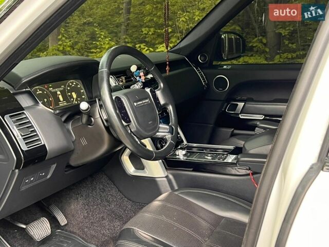 Белый Ленд Ровер Рендж Ровер, объемом двигателя 3 л и пробегом 207 тыс. км за 34999 $, фото 39 на Automoto.ua
