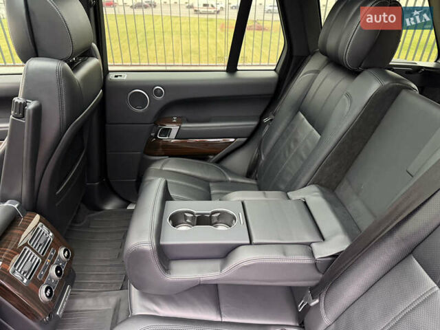 Білий Ленд Ровер Рендж Ровер, об'ємом двигуна 2.99 л та пробігом 165 тис. км за 34999 $, фото 56 на Automoto.ua