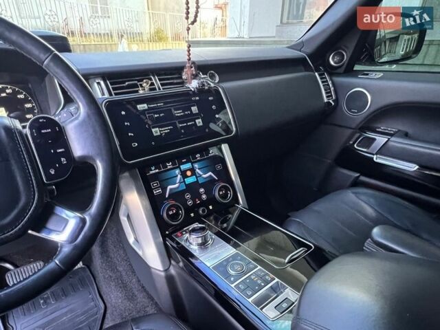 Білий Ленд Ровер Рендж Ровер, об'ємом двигуна 3 л та пробігом 199 тис. км за 35700 $, фото 44 на Automoto.ua