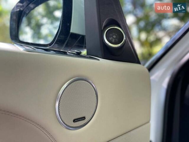 Белый Ленд Ровер Рендж Ровер, объемом двигателя 3 л и пробегом 322 тыс. км за 26000 $, фото 8 на Automoto.ua