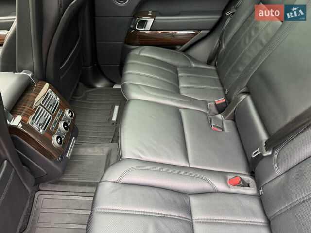 Білий Ленд Ровер Рендж Ровер, об'ємом двигуна 2.99 л та пробігом 165 тис. км за 34999 $, фото 59 на Automoto.ua