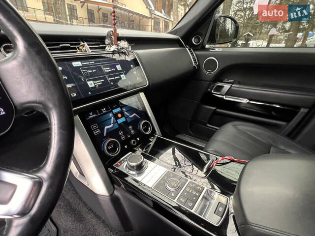 Білий Ленд Ровер Рендж Ровер, об'ємом двигуна 3 л та пробігом 199 тис. км за 35999 $, фото 71 на Automoto.ua