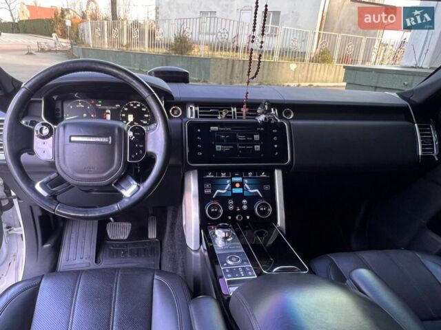Білий Ленд Ровер Рендж Ровер, об'ємом двигуна 3 л та пробігом 199 тис. км за 35700 $, фото 51 на Automoto.ua