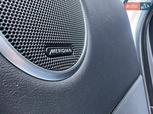 Білий Ленд Ровер Рендж Ровер, об'ємом двигуна 3 л та пробігом 199 тис. км за 35700 $, фото 32 на Automoto.ua