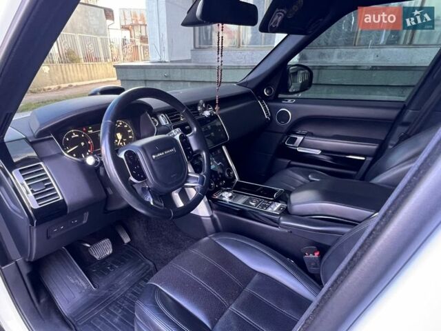 Білий Ленд Ровер Рендж Ровер, об'ємом двигуна 3 л та пробігом 199 тис. км за 35700 $, фото 37 на Automoto.ua