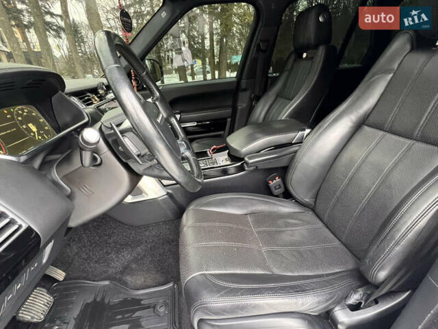 Білий Ленд Ровер Рендж Ровер, об'ємом двигуна 3 л та пробігом 199 тис. км за 35999 $, фото 70 на Automoto.ua