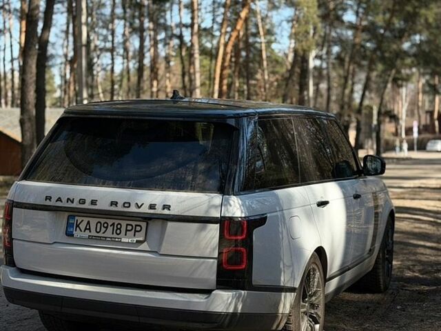 Білий Ленд Ровер Рендж Ровер, об'ємом двигуна 2.99 л та пробігом 212 тис. км за 40000 $, фото 11 на Automoto.ua