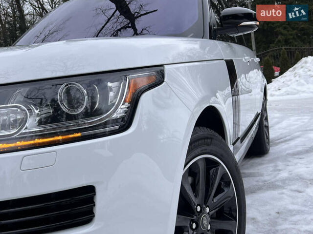 Білий Ленд Ровер Рендж Ровер, об'ємом двигуна 3 л та пробігом 199 тис. км за 35999 $, фото 51 на Automoto.ua