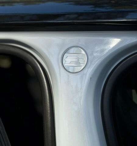 Белый Ленд Ровер Рендж Ровер, объемом двигателя 2.99 л и пробегом 208 тыс. км за 49999 $, фото 19 на Automoto.ua