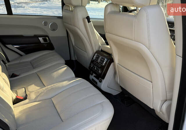 Белый Ленд Ровер Рендж Ровер, объемом двигателя 2.99 л и пробегом 220 тыс. км за 28500 $, фото 21 на Automoto.ua