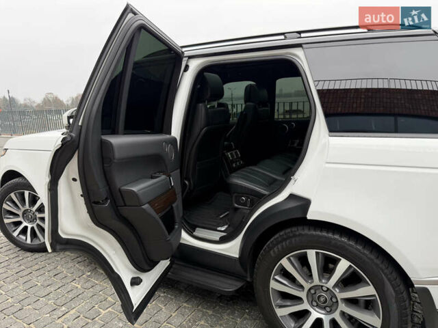 Білий Ленд Ровер Рендж Ровер, об'ємом двигуна 2.99 л та пробігом 165 тис. км за 34999 $, фото 46 на Automoto.ua