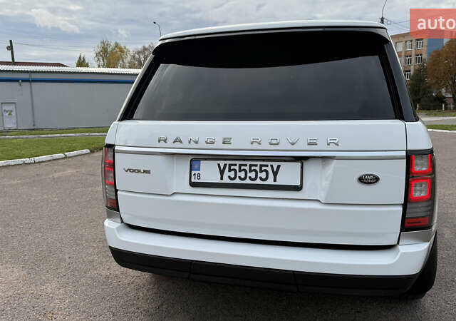 Білий Ленд Ровер Рендж Ровер, об'ємом двигуна 2.99 л та пробігом 219 тис. км за 32500 $, фото 15 на Automoto.ua