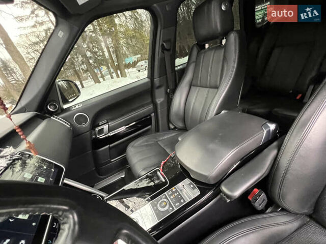 Білий Ленд Ровер Рендж Ровер, об'ємом двигуна 3 л та пробігом 199 тис. км за 35999 $, фото 80 на Automoto.ua